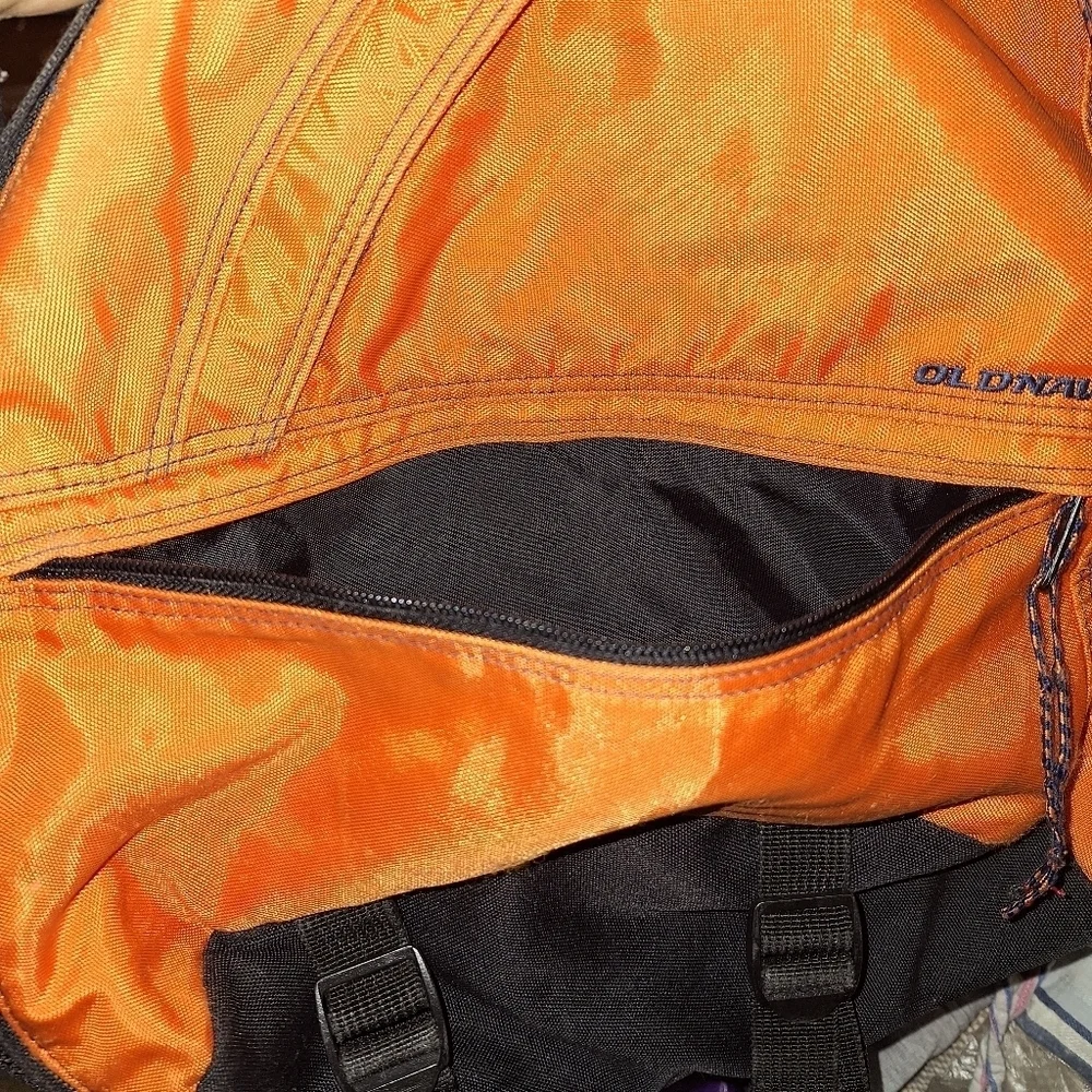 Old Navy orange large sling bag. Pre-owned but in good condition.